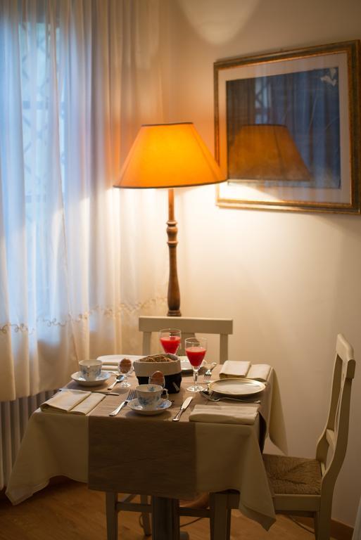 Residenze L'Uncinaia Holiday House Perugia Quarto foto