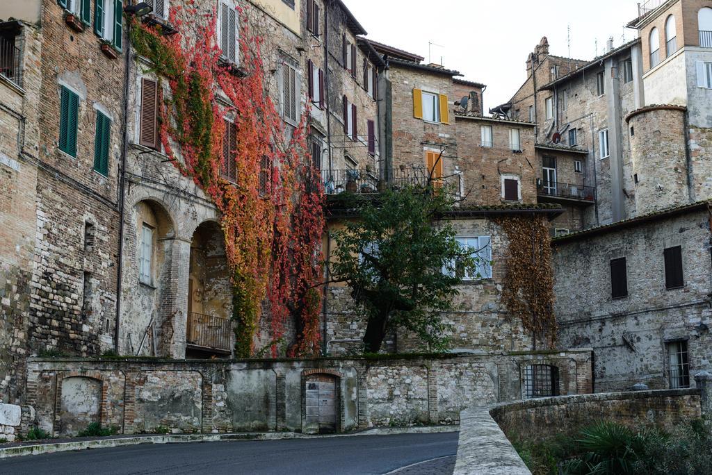 Residenze L'Uncinaia Holiday House Perugia Quarto foto