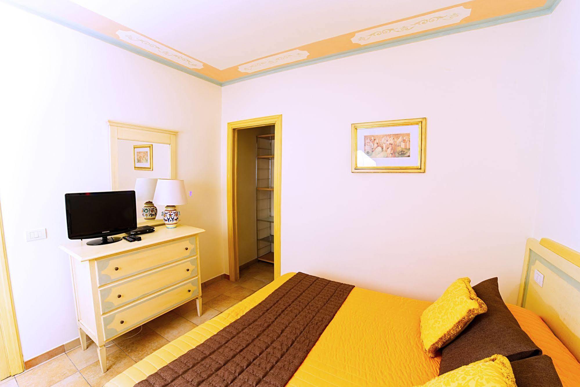 Residenze L'Uncinaia Holiday House Perugia Exterior foto